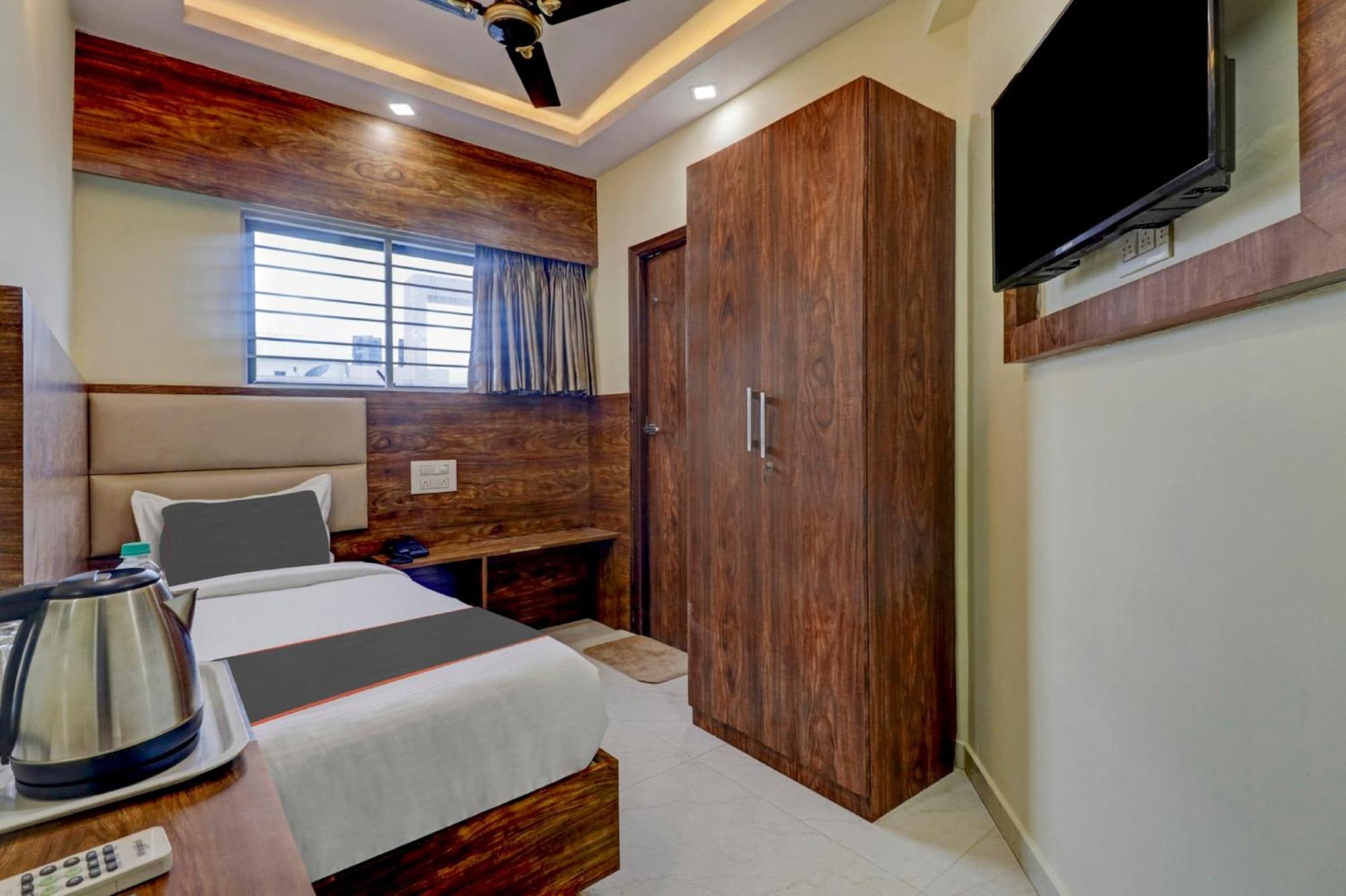 FabExpress Kartika Residency Hotell Bangalore Exteriör bild